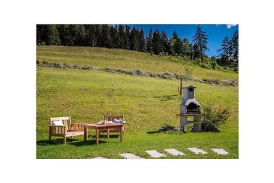 Azienda agricola a Forstau con piscina