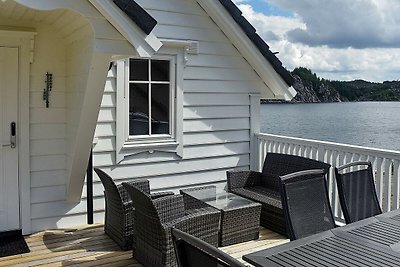 8 persoons vakantie huis in Urangsvåg-By...