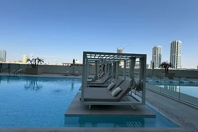1 Schlafzimmer in JVC mit Pool und...