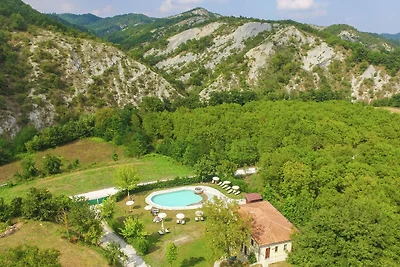 Villa ad Apecchio mit Bosco