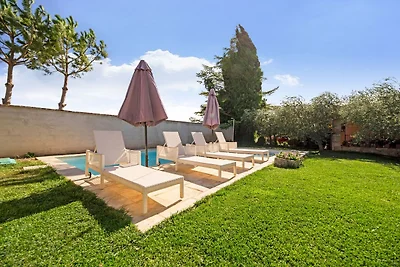 Vivace casa vacanze a Fraga con piscina...