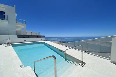 Wohnung in Nerja mit Meerblick und Pool
