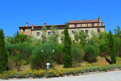 Wohnung mit 2 Pools in den Hügeln von Siena