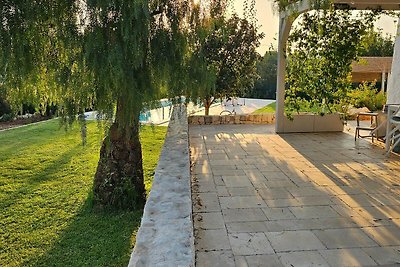 Trullo Milena con piscina privata a Fasano