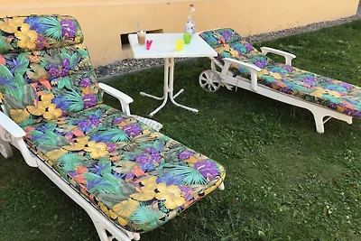 Vakantieappartement in het gele huis