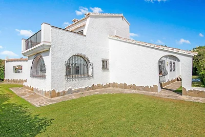 Villa in Andalusia vicino alla spiaggia
