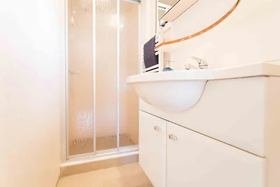 Verzorgd chalet met vaatwasser in Noordwijk