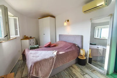 Villa Roza - One Bedroom with Swimming Pool