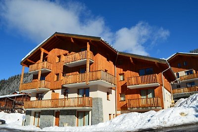 Comfortable apartment located at the ski slop...