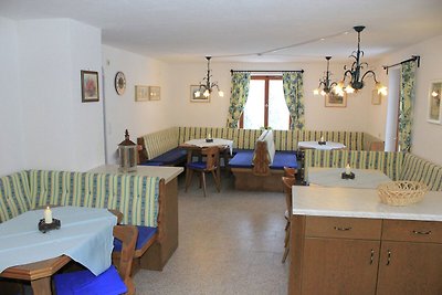 Geräumige Ferienwohnung in Kappl mit Terrasse