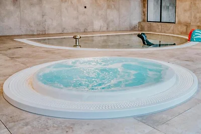 Apartment mit Klimaanlage, Pool, Sauna,...