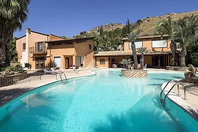 Villa ad Agrigento con spiaggia di mare