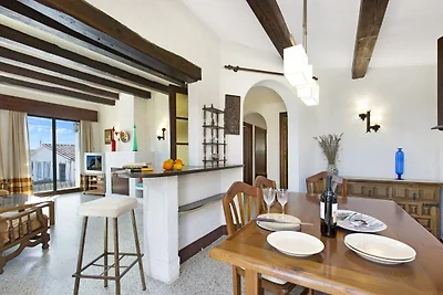 Luxuriöse Villa mit privatem Pool