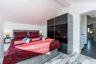 Villa Camellia - Two Bedroom Villa with swimm...
