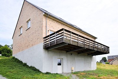 Schönes Ferienhaus in Hastière in Waldnähe