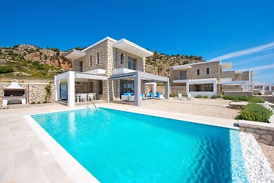 Wunderschצne neue Luxusvilla auf Rhodos