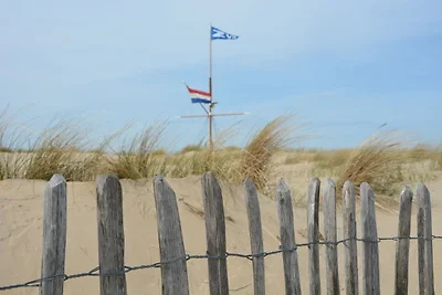 Accogliente chalet con veranda sulla spiaggia