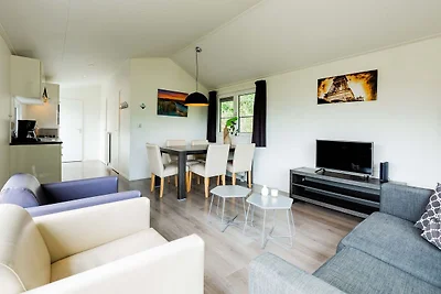 Comfortabel chalet in Noordwijkse zee op 2,5...