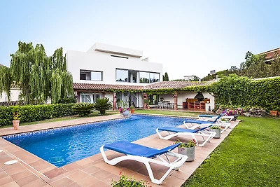 Gemütliches Ferienhaus mit privatem Pool
