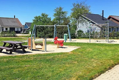 6 persone casa in un parco vacanze a Hemmet