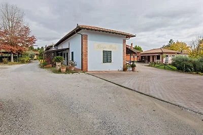 Prächtige Wohnung in Fucecchio mit Garten