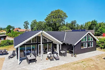 16 Personen Ferienhaus in Børkop