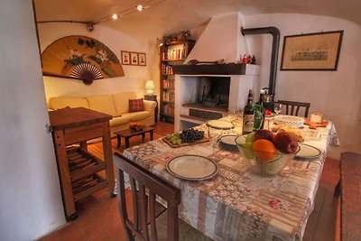 Elegantes Cottage in der Toskana mit Seeblick