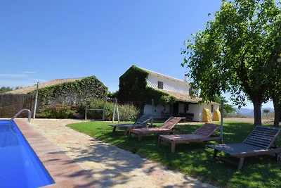 Cottage a Fuentes de Cesna con piscina
