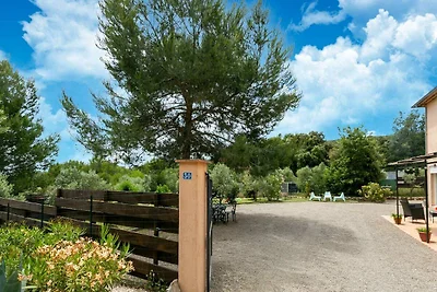 Pittoresca villa a Montmeyan con piscina