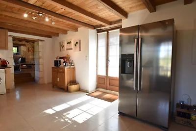 Ferienhaus mit Pool in Verteillac