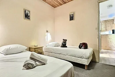 SCHÖNE 2 ZIMMER FÜR 4 PERSONEN IDEAL GELEGEN