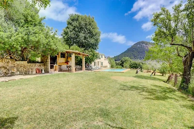 Villa in Pollensa mit privatem Pool und...