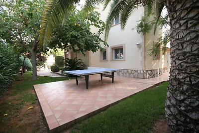 Luxuriöse Villa mit eigenem Pool in Les Rotes