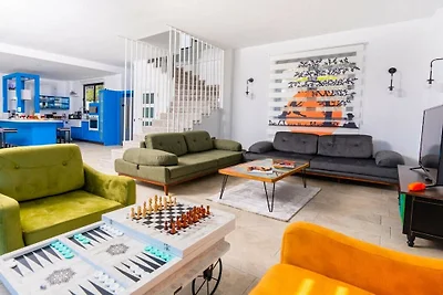 Villa in Kalkan mit Schwimmbecken