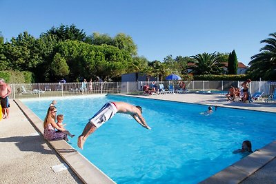 Casa colorata a soli 300 m dalla spiaggia