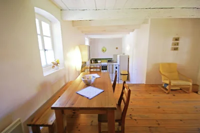 Ruhiges Ferienhaus mit Pool in Ardèche