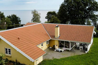 Amplia casa de vacaciones con sauna en Børkop