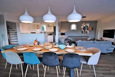 Häuser & Villen für 8 Personen