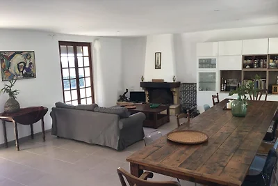 Villa in Berlou mit Swimmingpool