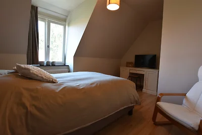 Herrenhaus Den Ast mit Whirlpool und Garten