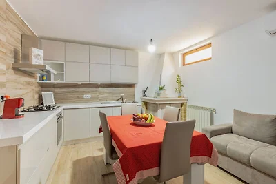 Apartment mit exklusivem Swimmingpool