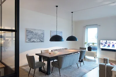 Appealing Apartment in Den Haag with Balcony