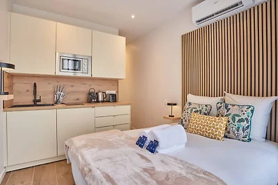 Suite met balkon en airconditioning - Eiffelt...