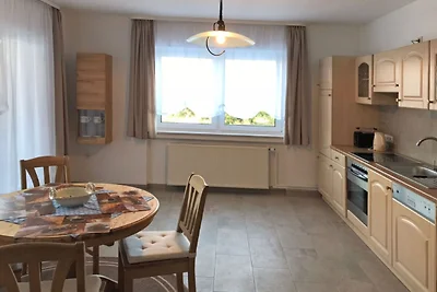Wohnung in Ellar mit Garten