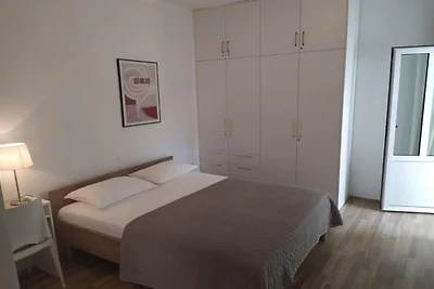 Apartments Roščić - Two Bedroom Apartment wit...