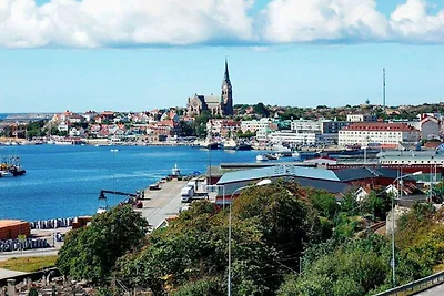 12 persone case ad LYSEKIL
