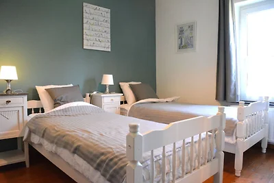 Prachtig vakantiehuis in Denee met terras