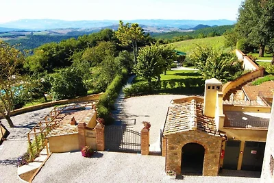 Gemütliches Ferienhaus in Sensano