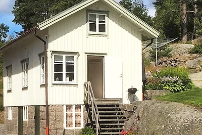 5 Personen Ferienhaus in KUNGSHAMN-By Traum