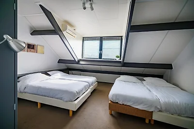 Ferienhaus am Hafen mit Sauna und Spielzimmer